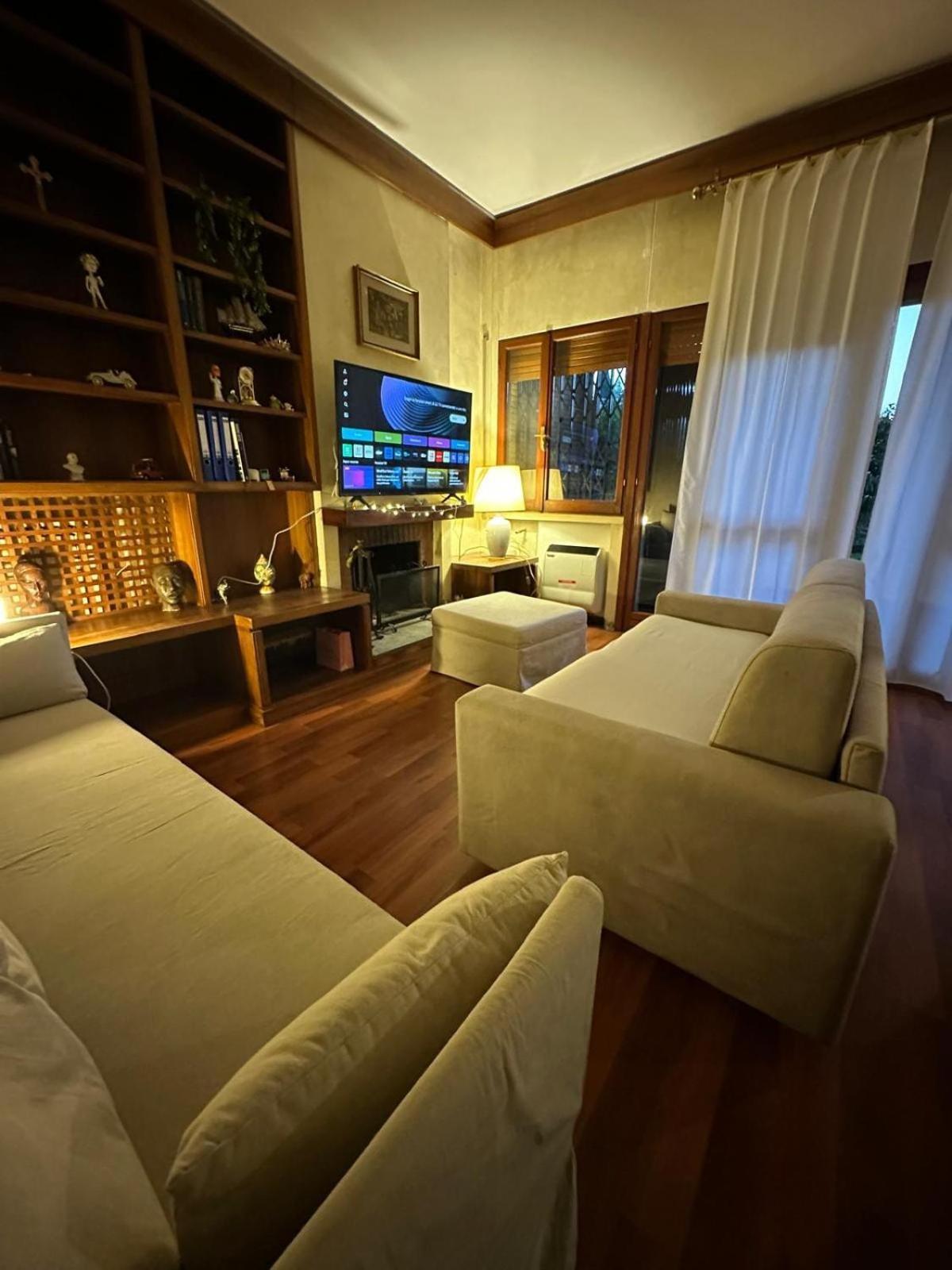 Apartment Comfortable Rom
